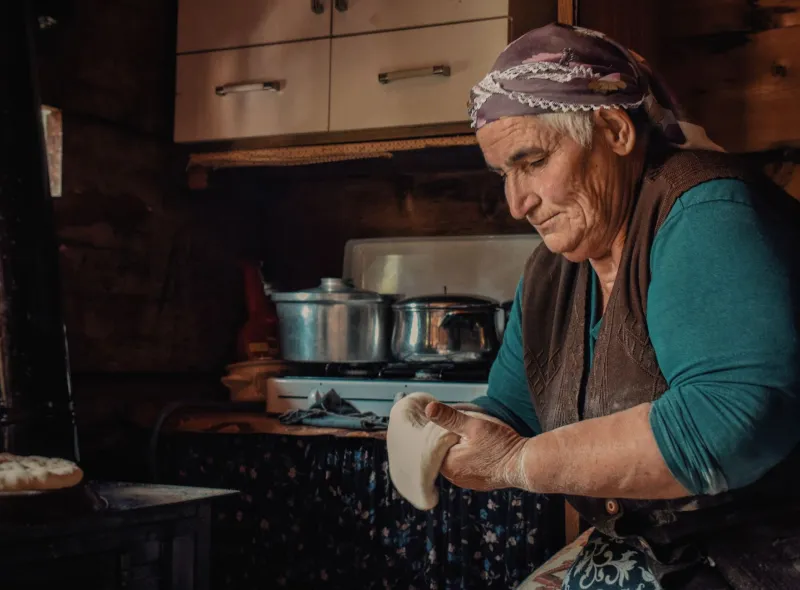 Fading Flavors: How Gourmet Television's Hunger for Spectacle Is Leaving America's Culinary Soul Behind