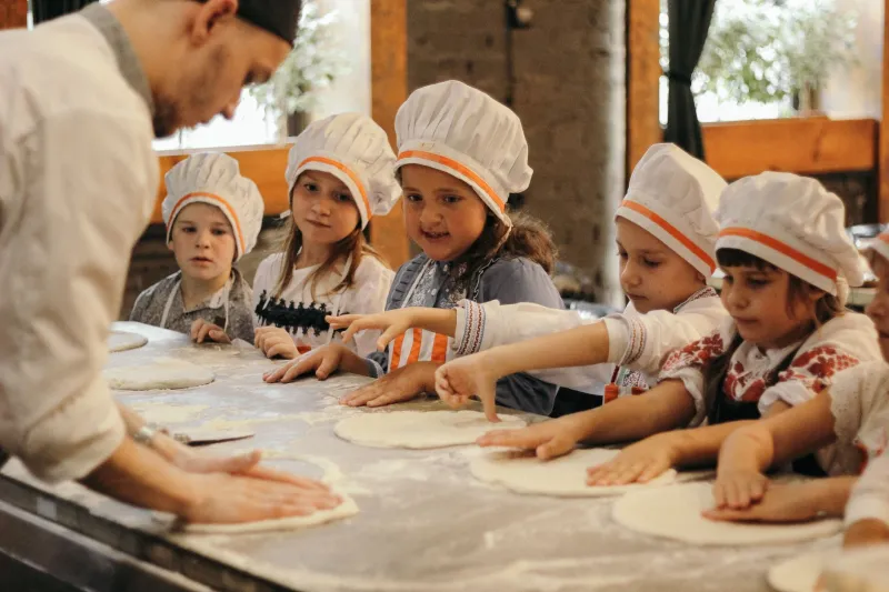 What the Camera Never Shows: The Hidden Power Struggles of Culinary Mentorship