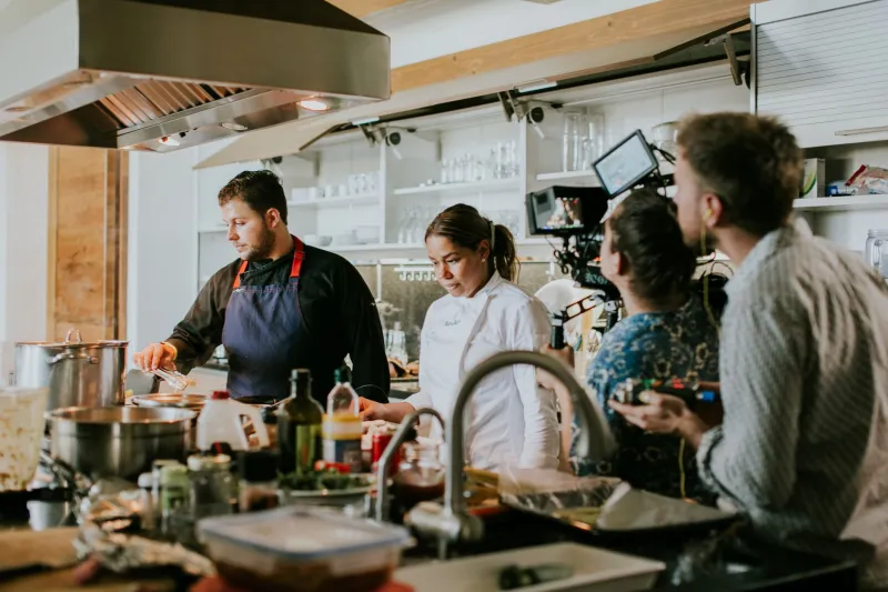 When the Algorithm Becomes the Critic: Streaming Platforms and the New Architecture of American Culinary Influence